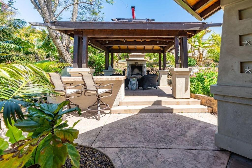 Resort Style Back Yard Heated Pool And Spa Encinitas Exterior foto
