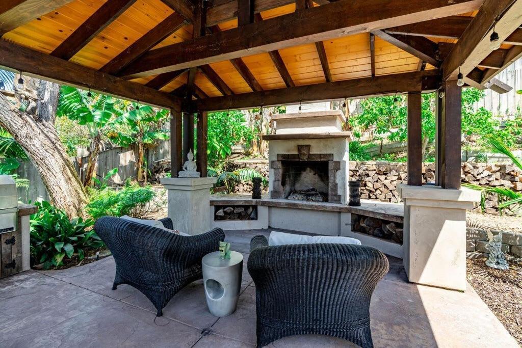 Resort Style Back Yard Heated Pool And Spa Encinitas Exterior foto