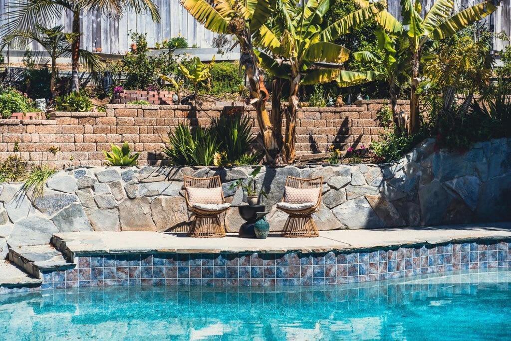 Resort Style Back Yard Heated Pool And Spa Encinitas Exterior foto